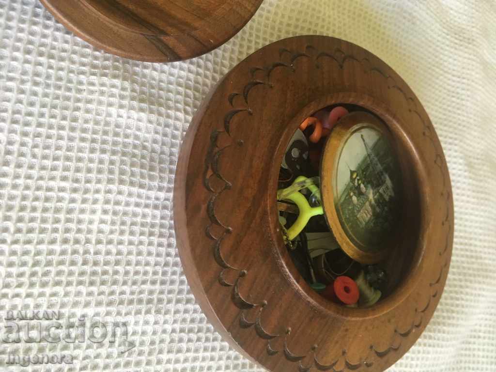 Delivery of JEWELERY BOX CARVING Delivery of JEWELERY BOX CARVING