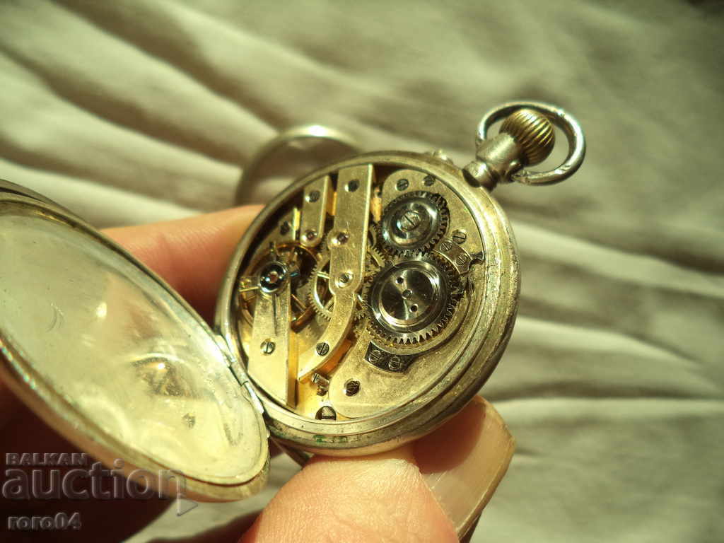 SILVER POCKET CLOCK WITH NUMBER 77555 - 6 SILVER POCKET CLOCK WITH NUMBER 77555 - 6