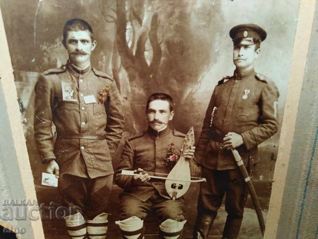 Delivery of Czar's Photo - 1902, uniform, checker, saber, ORDER, medal
