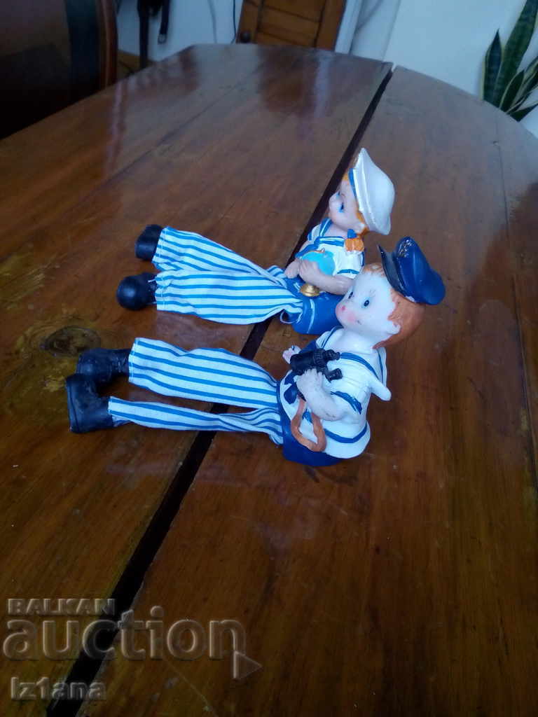 Delivery of Old dolls, sailors, sailor Delivery of Old dolls, sailors, sailor