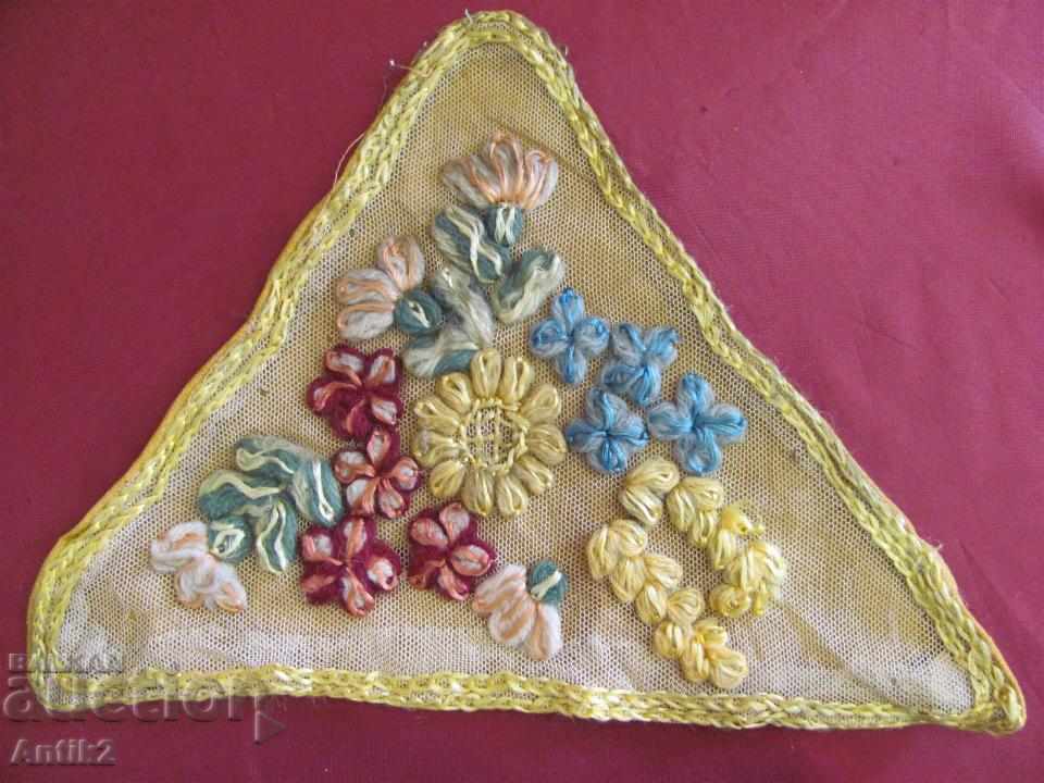 2 pieces Antique hand embroidered Carriages - 7