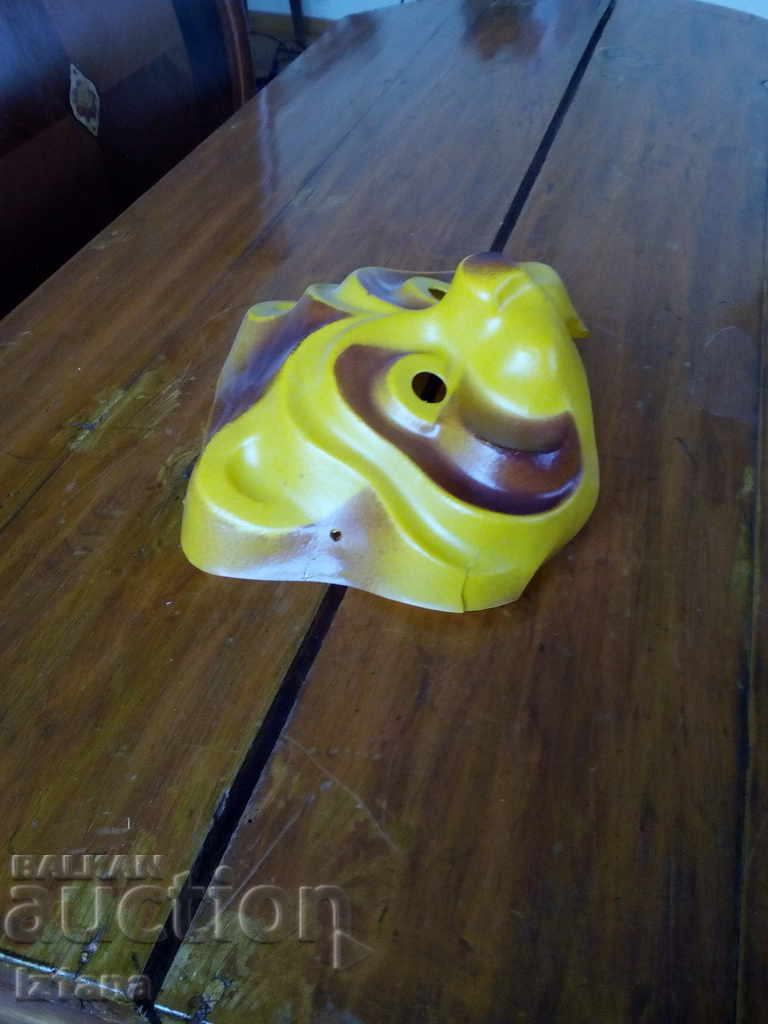 Old mask for kids with price 5.00 BGN | € 2.56 Old mask for kids with price 5.00 BGN | € 2.56