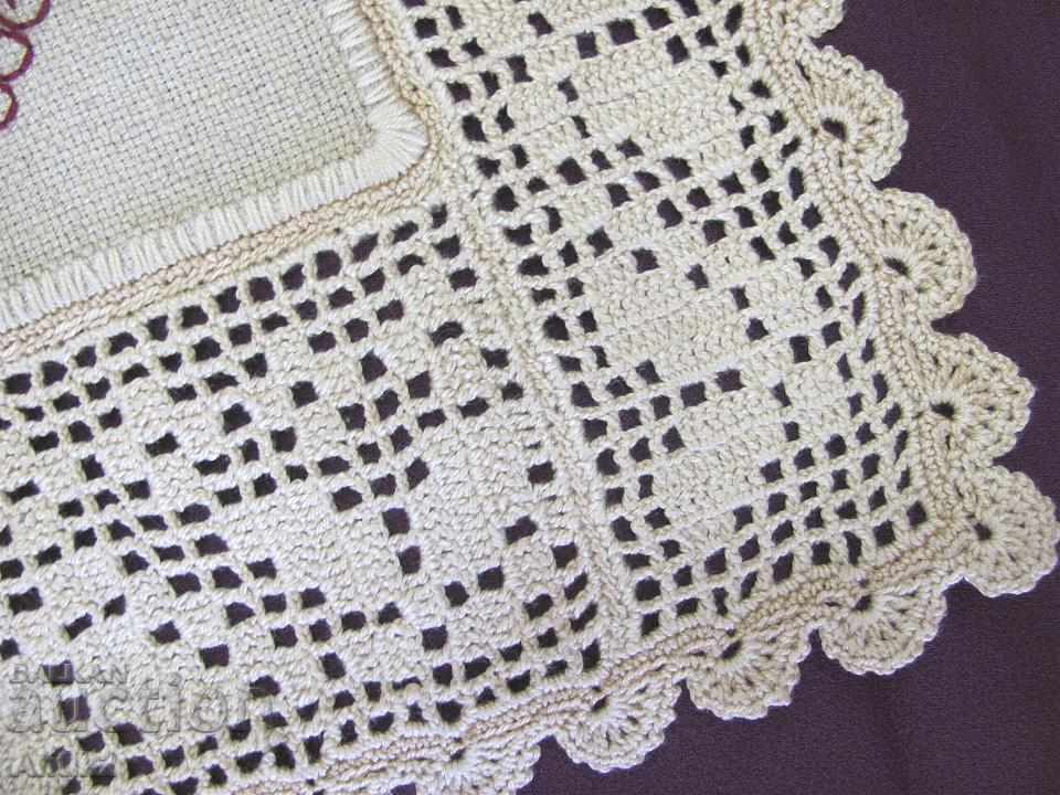 Old 2 Piece Carriages, Handmade Embroidered Tablecloths - 6 Old 2 Piece Carriages, Handmade Embroidered Tablecloths - 6