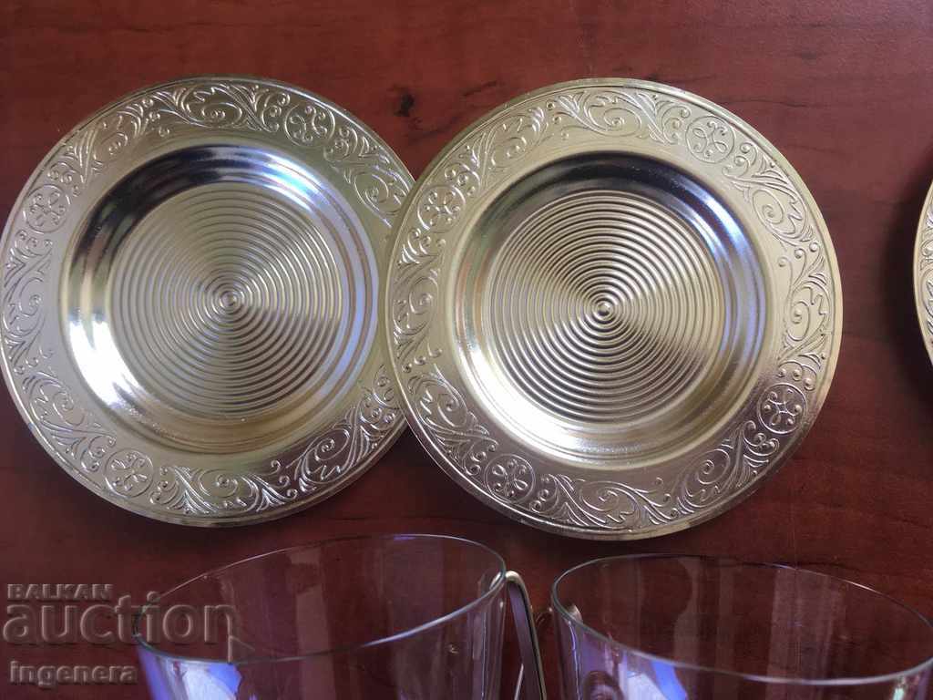 Auction MUSHROOM MASK AND PLATE METAL - 4 pcs Auction MUSHROOM MASK AND PLATE METAL - 4 pcs