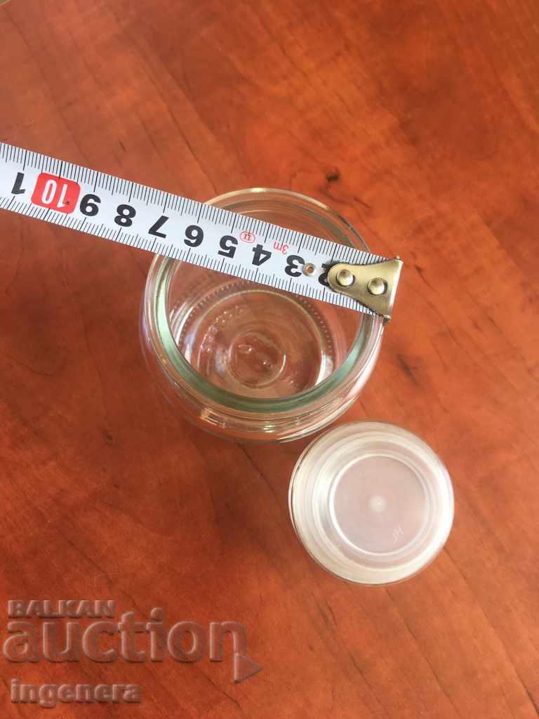 Delivery of JAR GLASS GLASS STOPPER STOPPER