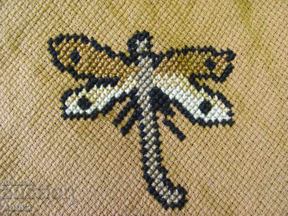 1950s Hand embroidered Tablecloth - 5 1950s Hand embroidered Tablecloth - 5