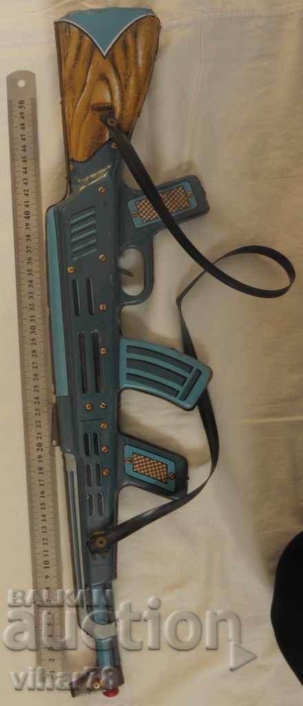 ДЕТСКИ ЛАМАРИНЕН АВТОМАТ с цена € 35.99 | 70.39 лв.