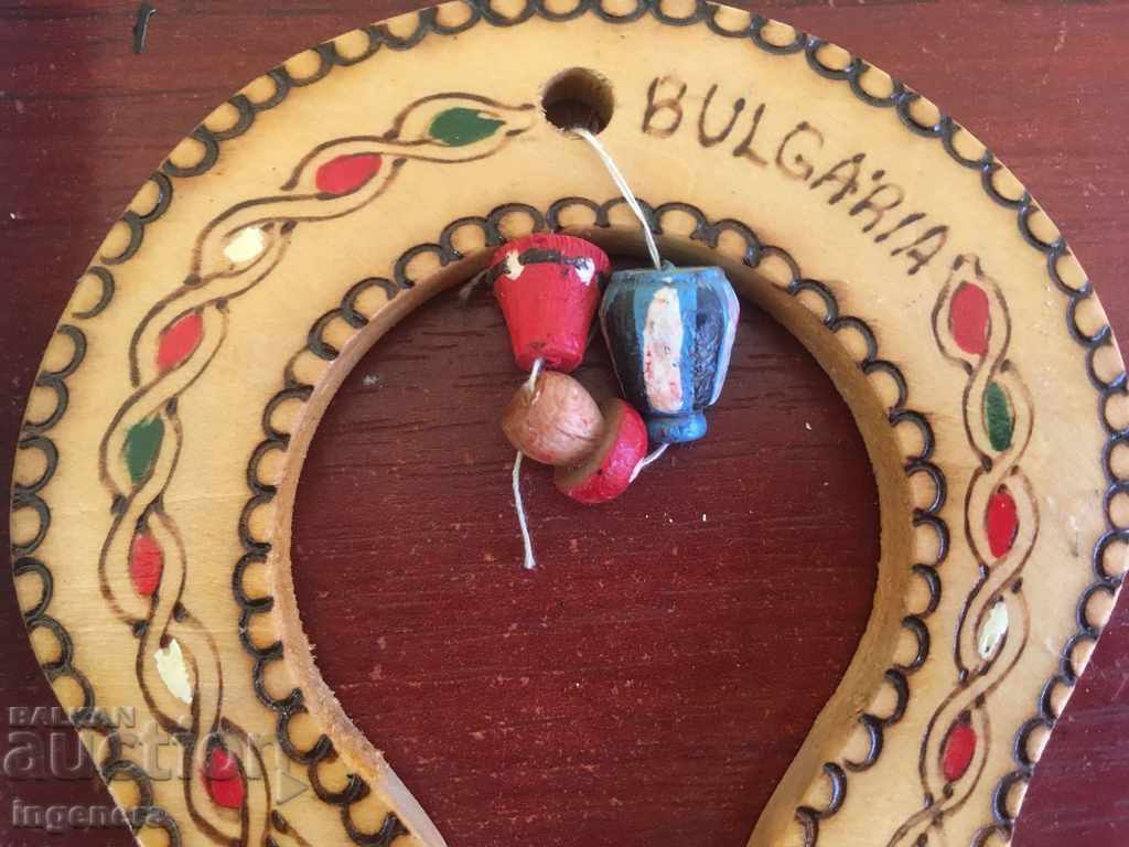 Auction Horseshoe Wood Souvenir Auction Horseshoe Wood Souvenir