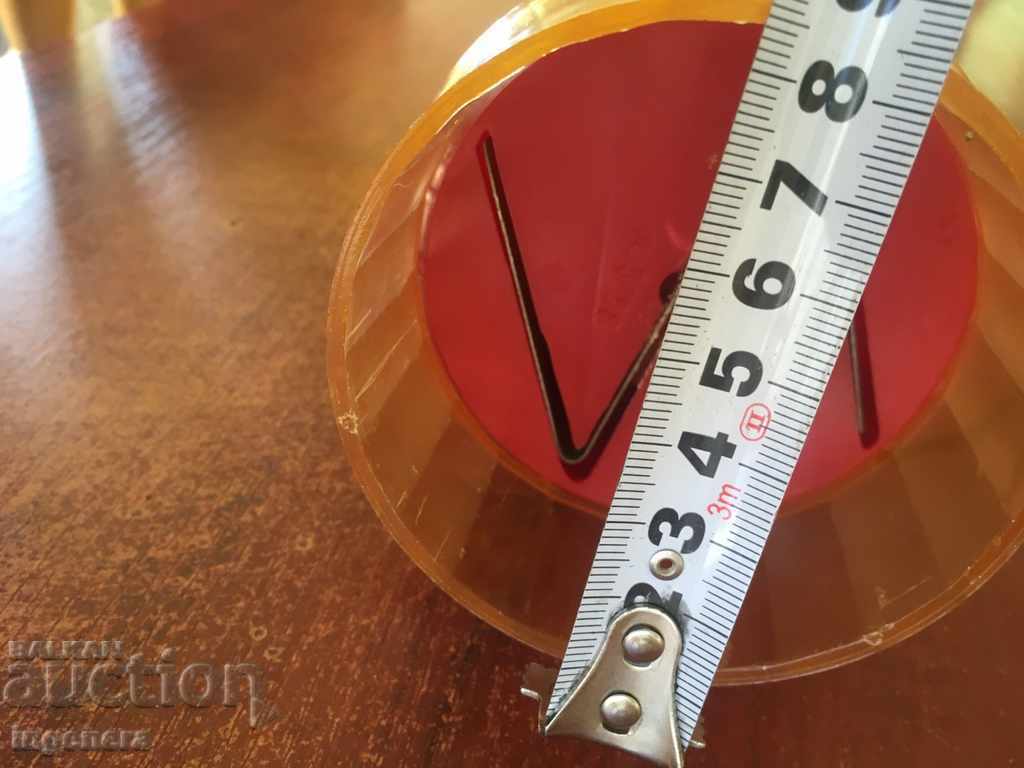 Auction  HOUSEHOLD HAND CUTTING TOOL