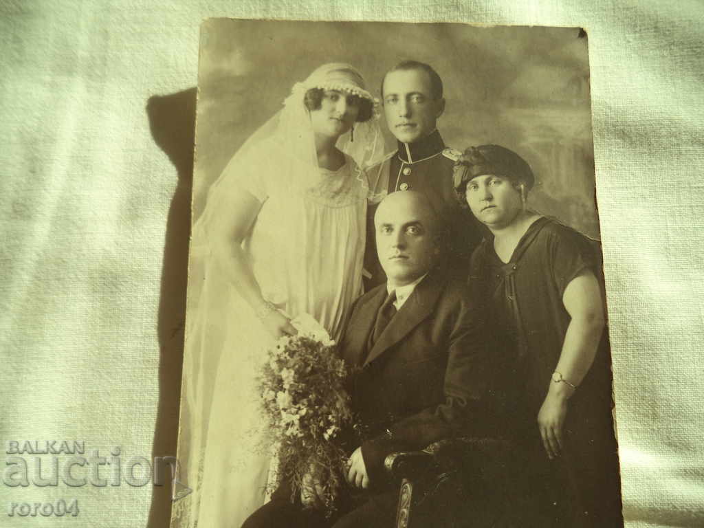 Czar's officer - wedding with price 19.99 BGN | € 10.22 Czar's officer - wedding with price 19.99 BGN | € 10.22