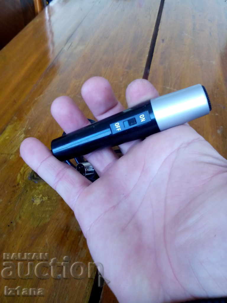 Old microphone with price 10.00 BGN | € 5.11 Old microphone with price 10.00 BGN | € 5.11