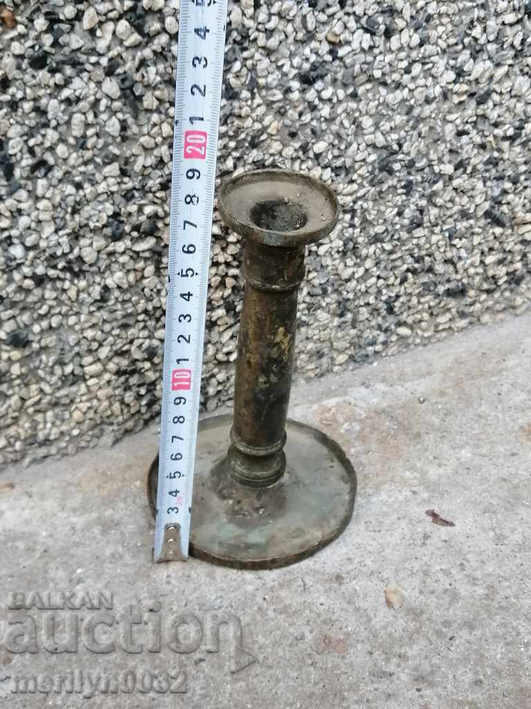 Renaissance bronze candlestick candle with price 59.00 BGN | € 30.17 Renaissance bronze candlestick candle with price 59.00 BGN | € 30.17