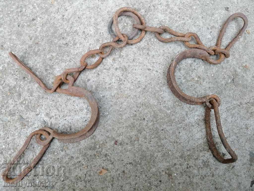 Shackles, fetters, shackles, handcuffs, chain, wrought iron - 6 Shackles, fetters, shackles, handcuffs, chain, wrought iron - 6