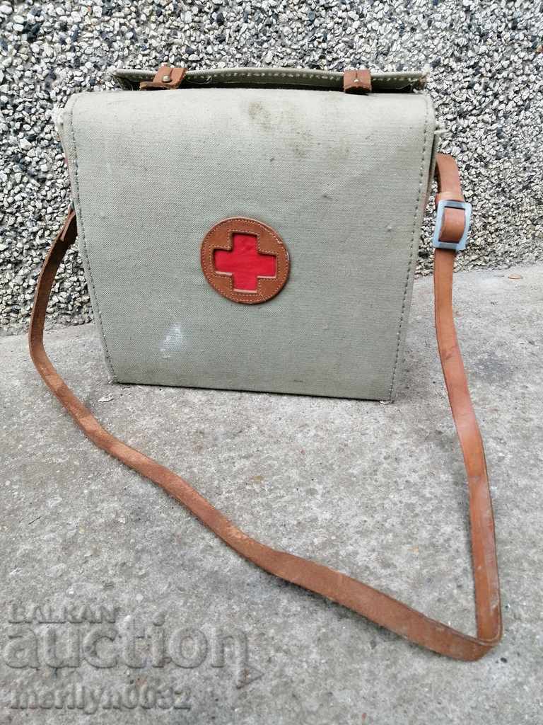 Old medical bag World War II, Red Cross Old medical bag World War II, Red Cross