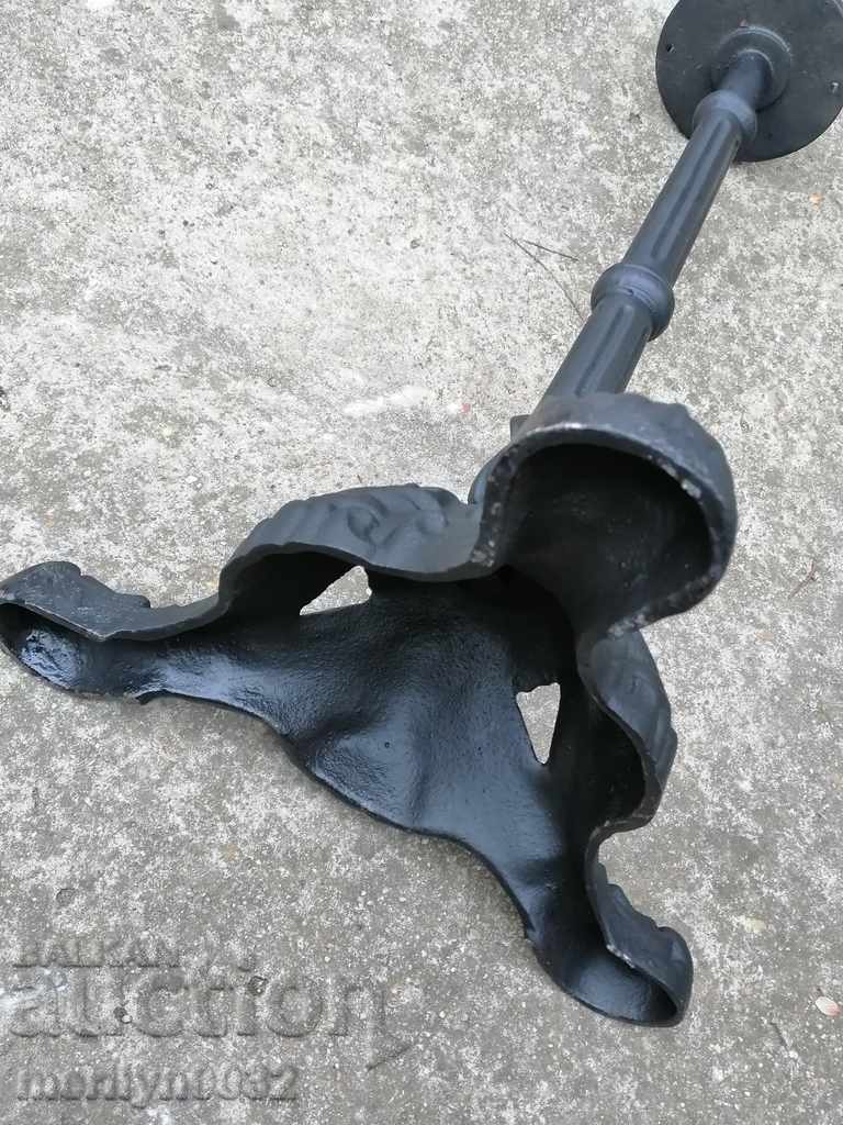 Table top embossed cast iron table from the 20th century - 5 Table top embossed cast iron table from the 20th century - 5