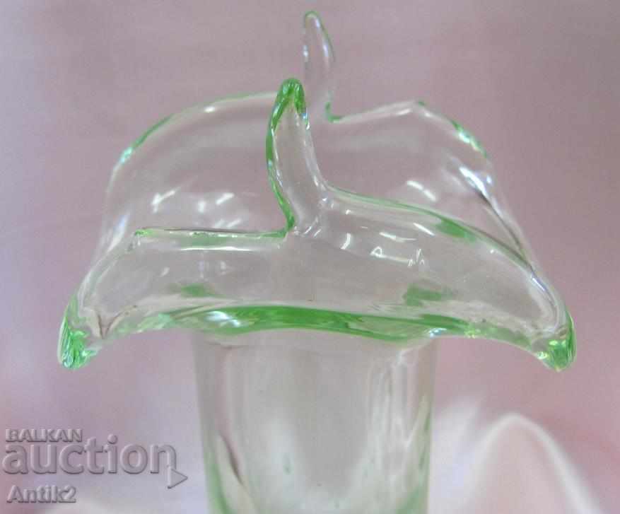 Delivery of Old Murano Crystal Glass Vase Delivery of Old Murano Crystal Glass Vase