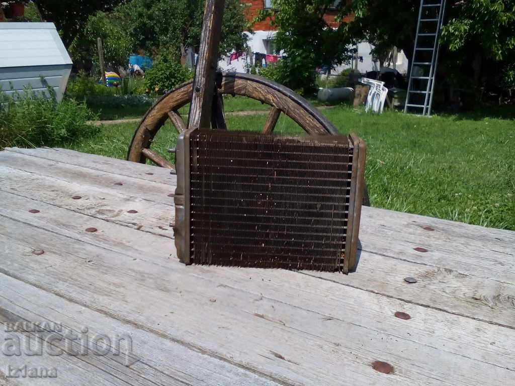 Auction Lada steam radiator, LADA 2107 Auction Lada steam radiator, LADA 2107
