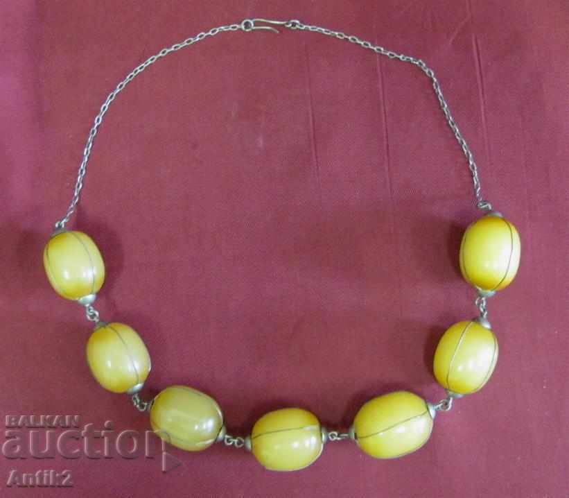 Auction Old Lady's Necklace, Faturan and Silver Auction Old Lady's Necklace, Faturan and Silver