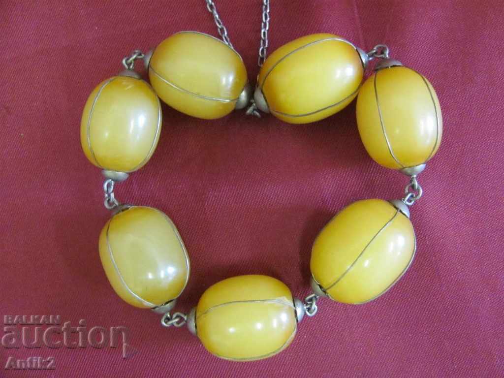 Delivery of Old Lady's Necklace, Faturan and Silver Delivery of Old Lady's Necklace, Faturan and Silver