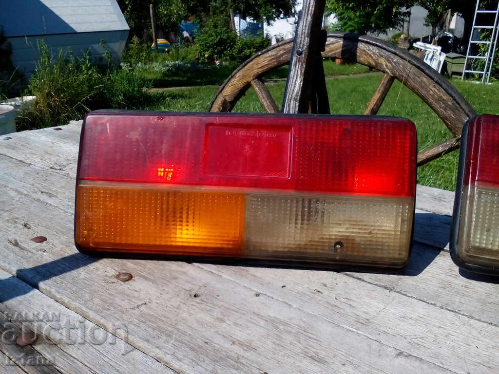 Πίσω Lada, LADA 2107 με τιμή 60.00 BGN | € 30.68 Πίσω Lada, LADA 2107 με τιμή 60.00 BGN | € 30.68