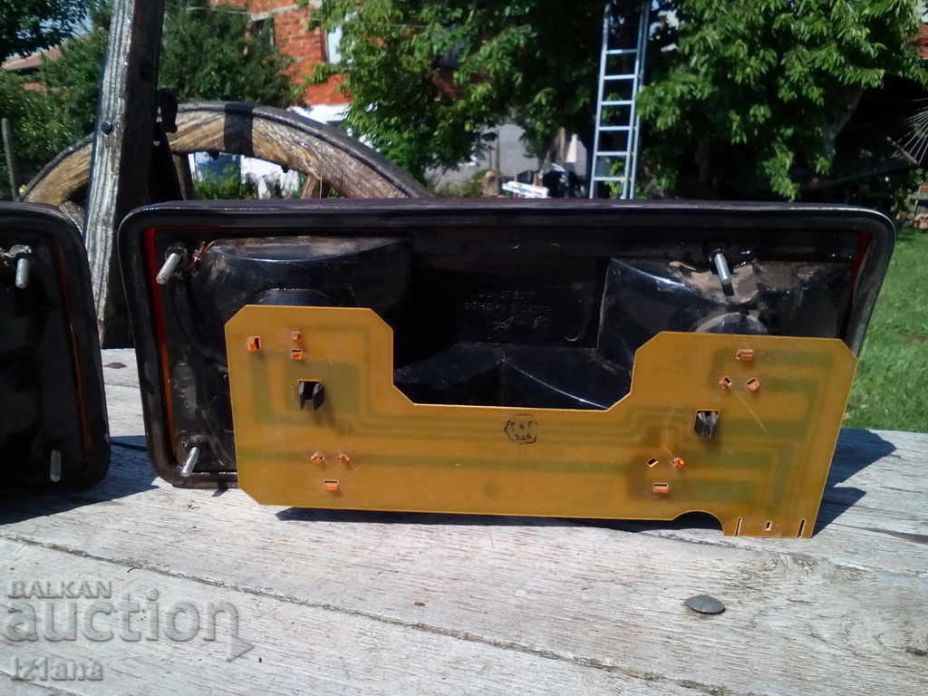 Πίσω Lada, LADA 2107 - 6 Πίσω Lada, LADA 2107 - 6