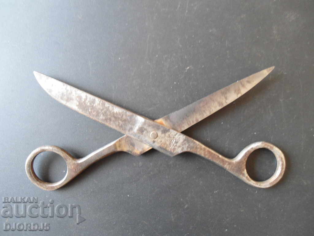 Auction Old scissors, marking Auction Old scissors, marking