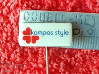 Old metal pin badge Kompas style
