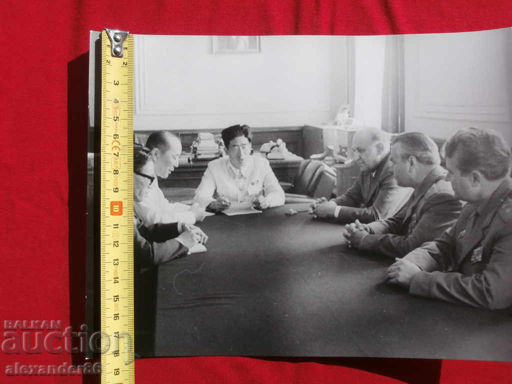 Τον Τόντορ Ζίβκοφ και τον βορειοκορεατικό στρατό - 6 Τον Τόντορ Ζίβκοφ και τον βορειοκορεατικό στρατό - 6