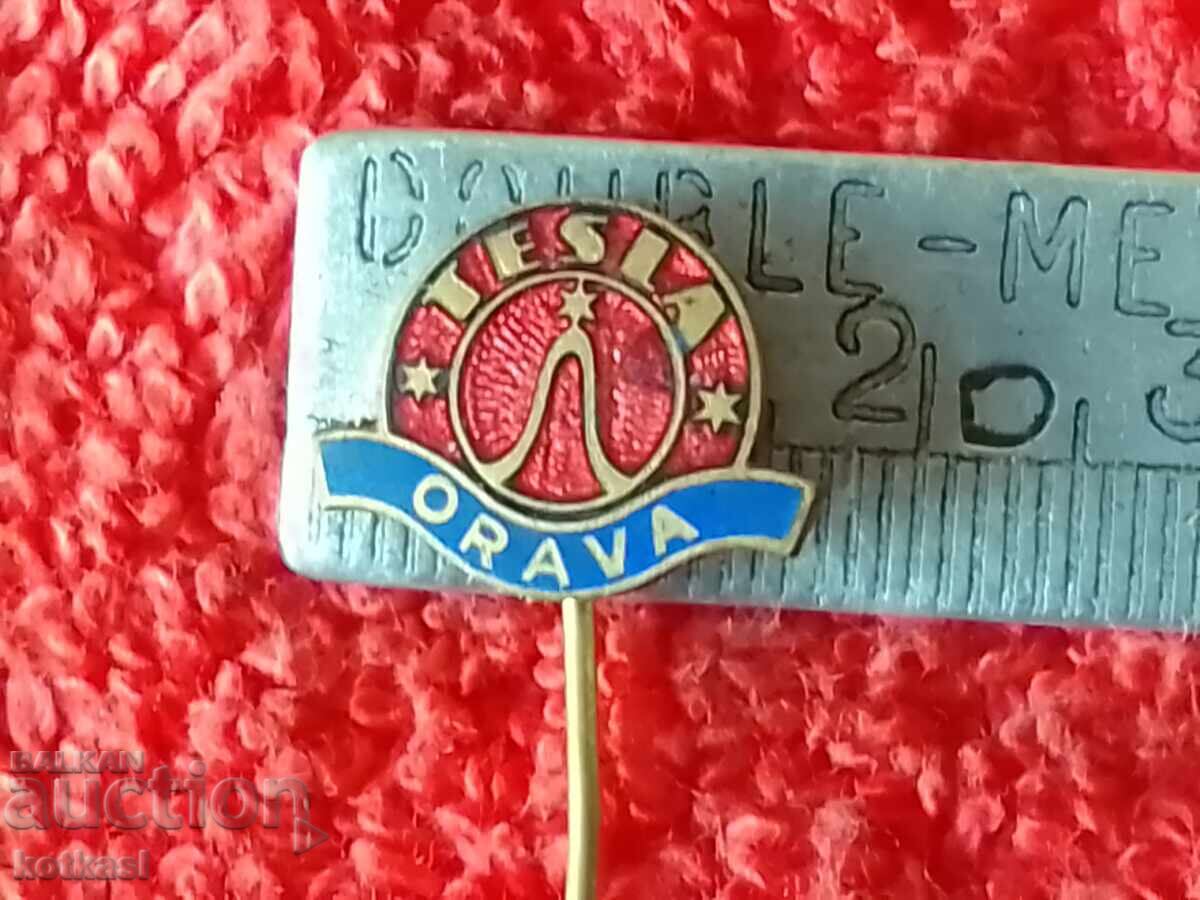 Old metal bronze pin badge Tesla TESLA ORAVA marked Old metal bronze pin badge Tesla TESLA ORAVA marked