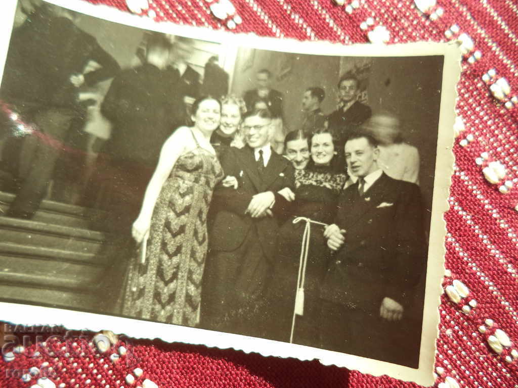 OLD PHOTO with price 5.55 BGN | € 2.84 OLD PHOTO with price 5.55 BGN | € 2.84