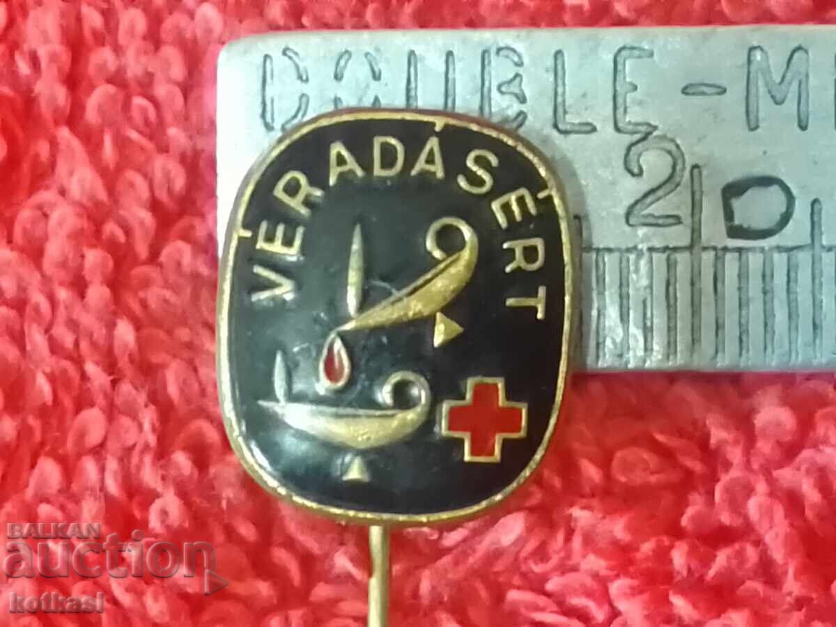 Old badge Blood Donor Red Cross Hungary VERADASERT Old badge Blood Donor Red Cross Hungary VERADASERT