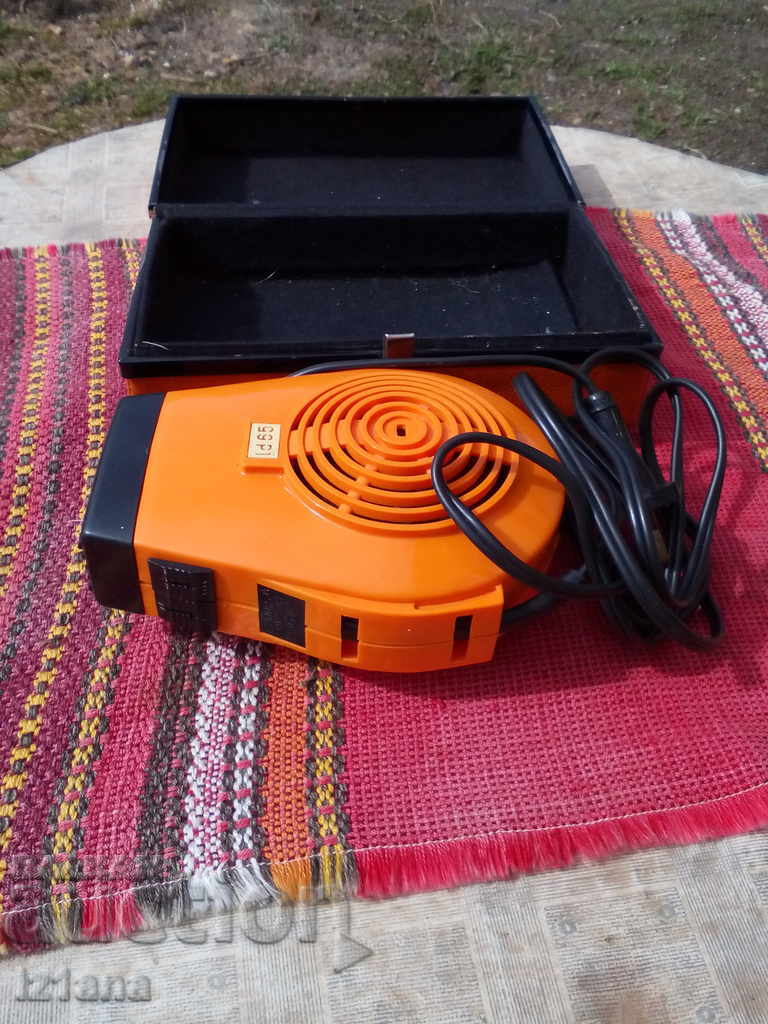 Auction AKA old hair dryer Auction AKA old hair dryer