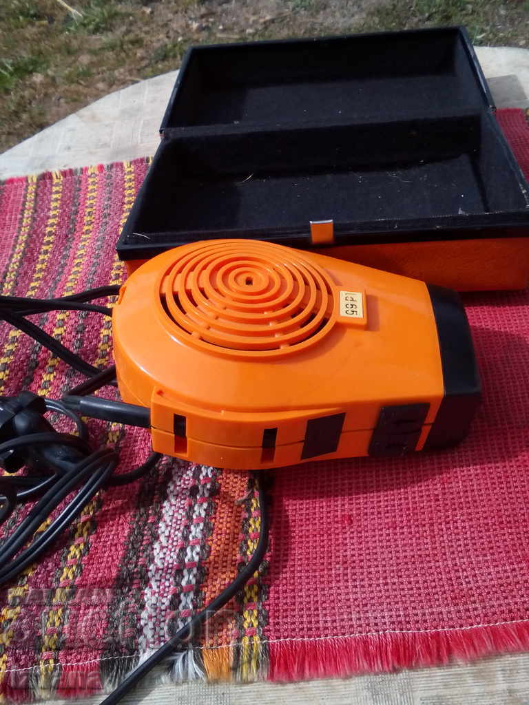 Delivery of AKA old hair dryer Delivery of AKA old hair dryer