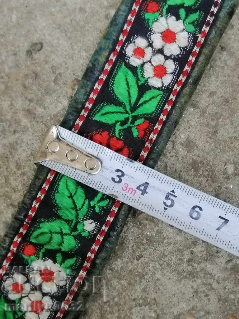 Livrarea Cureaua brodata vintage tricotata manual pentru costum de centura pafty