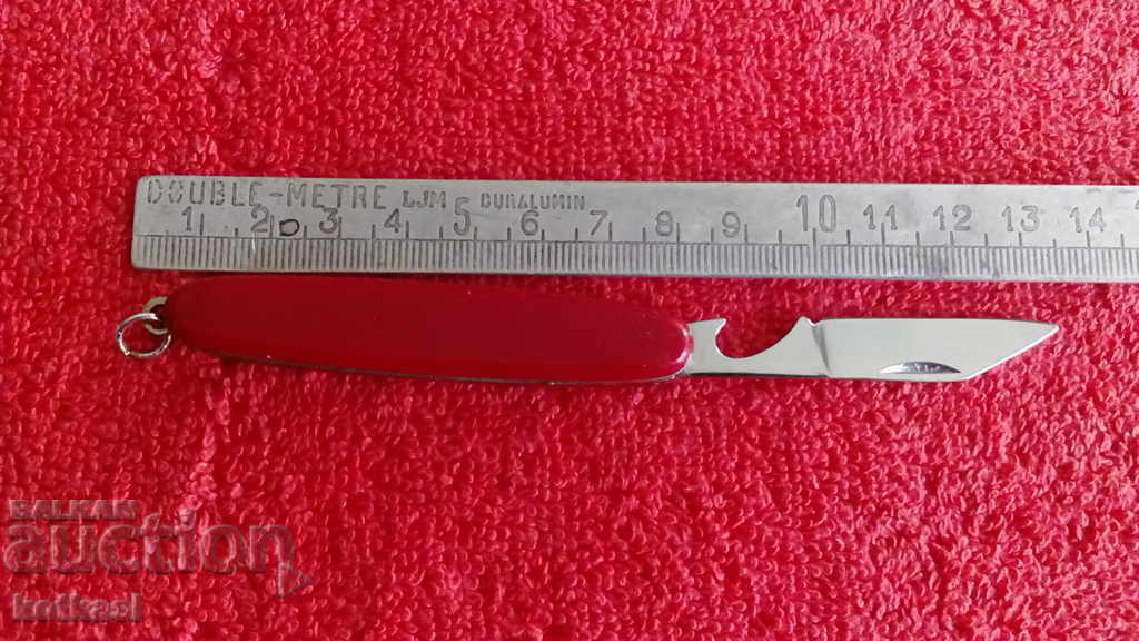 An old pocket knife An old pocket knife