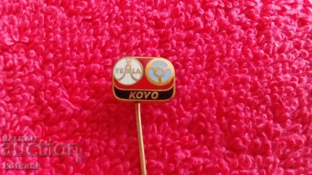 Old TESLA KOVO bronze pin badge with price 5.50 BGN | € 2.81 Old TESLA KOVO bronze pin badge with price 5.50 BGN | € 2.81