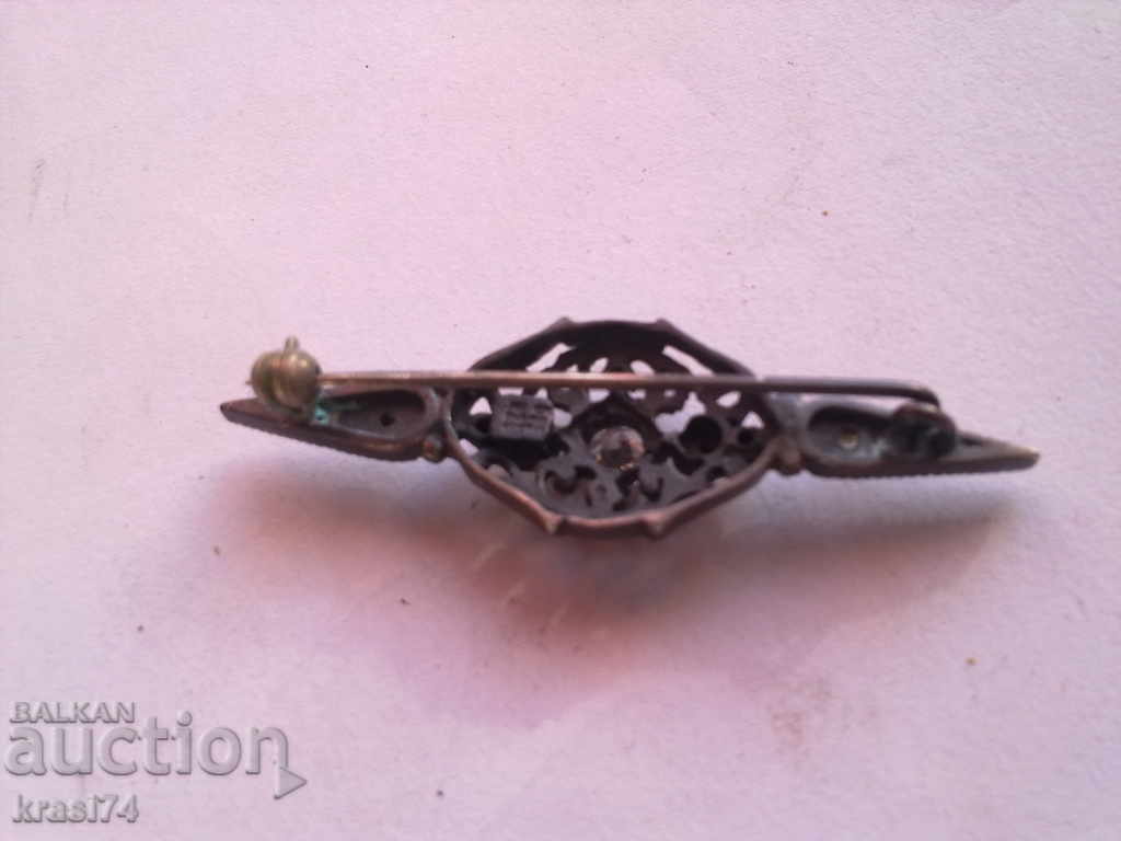 Brooch - gold and silver with price 45.00 BGN | € 23.01 Brooch - gold and silver with price 45.00 BGN | € 23.01