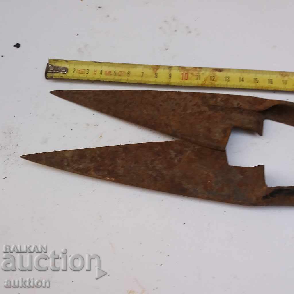 STAR HORSES HANDLE FOR SHEEPING THE SHEEP with price 2.99 BGN | € 1.53 STAR HORSES HANDLE FOR SHEEPING THE SHEEP with price 2.99 BGN | € 1.53