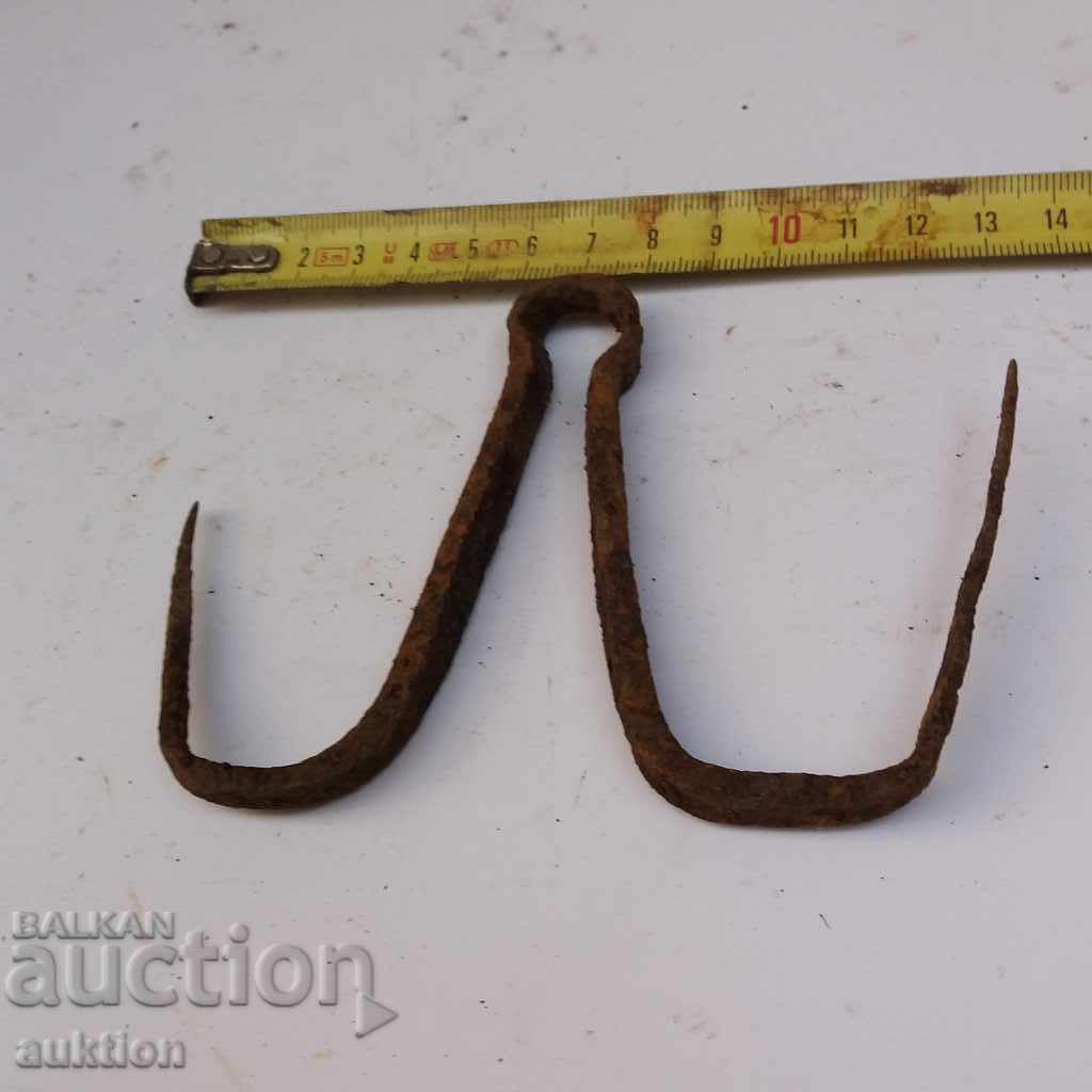 OLD FORGED HOOK, CHANGEL with price 1.59 BGN | € 0.81 OLD FORGED HOOK, CHANGEL with price 1.59 BGN | € 0.81