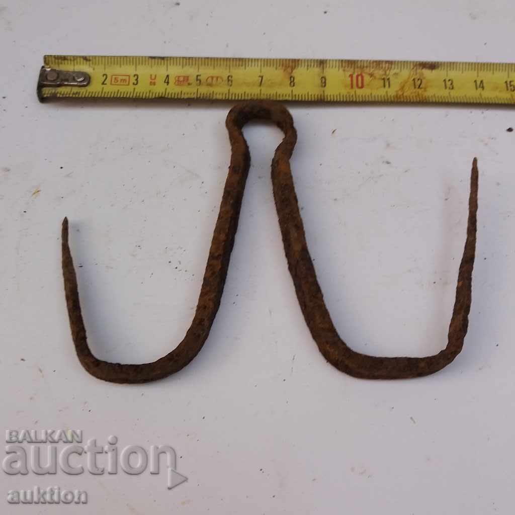 Auction OLD FORGED HOOK, CHANGEL Auction OLD FORGED HOOK, CHANGEL