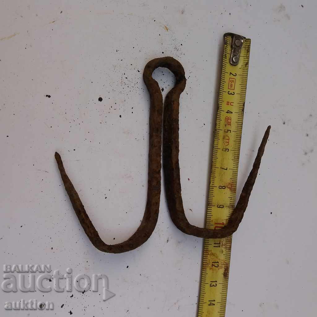 Delivery of OLD FORGED HOOK, CHANGEL Delivery of OLD FORGED HOOK, CHANGEL