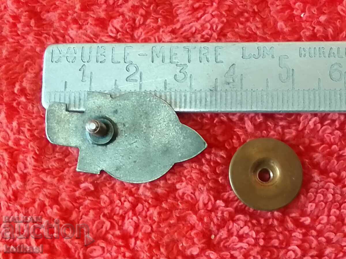 Old solid sign enamel screw Poland police army KMW with price € 10.74 | 21.01 BGN Old solid sign enamel screw Poland police army KMW with price € 10.74 | 21.01 BGN