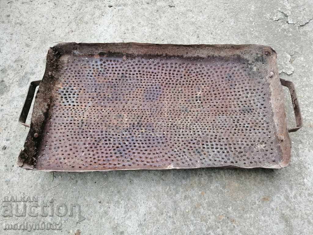 Old metal sieve primitive with price 39.00 BGN | € 19.94 Old metal sieve primitive with price 39.00 BGN | € 19.94