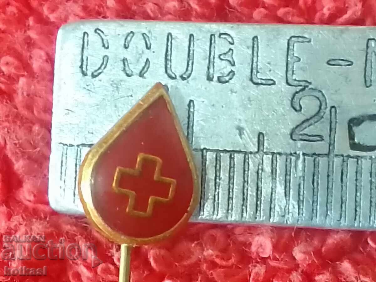 Delivery of Old badge pin Red Cross Blood Donor Delivery of Old badge pin Red Cross Blood Donor