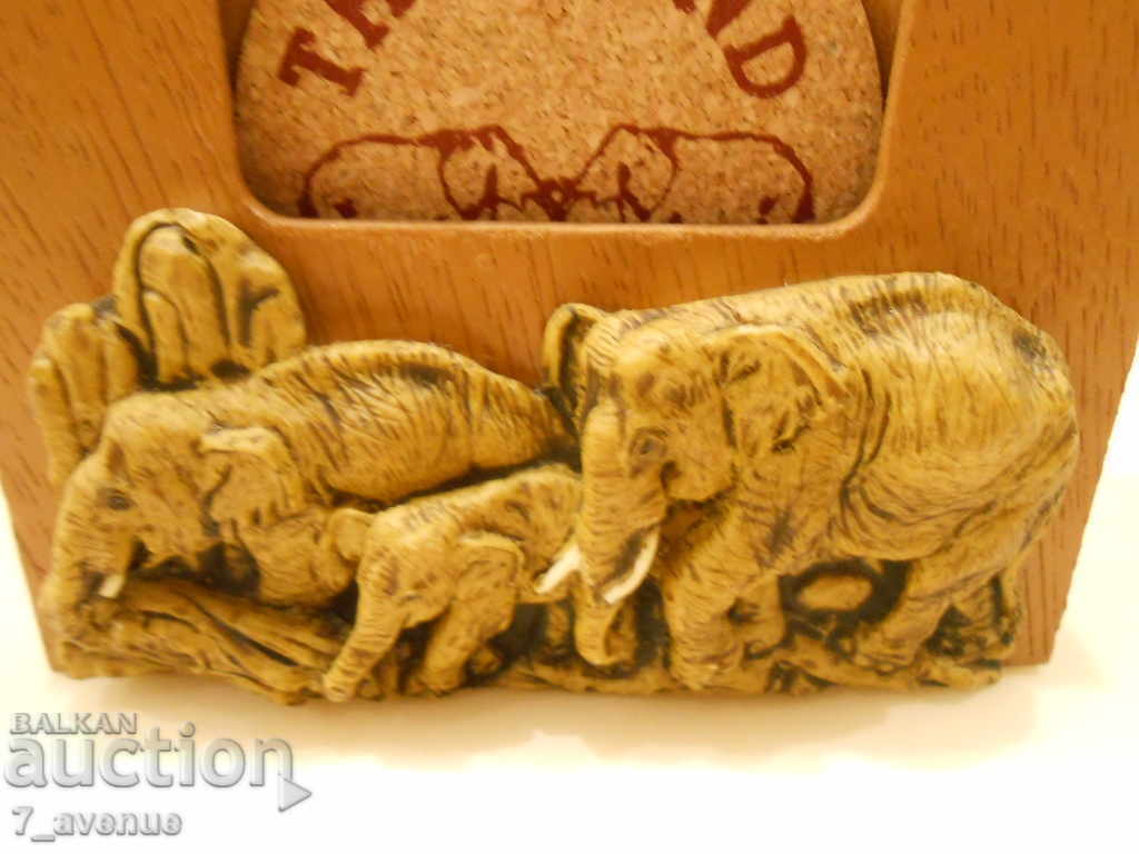 SET Cup holders for hot, cold and cold drinks Thailand with price 69.00 BGN | € 35.28 SET Cup holders for hot, cold and cold drinks Thailand with price 69.00 BGN | € 35.28