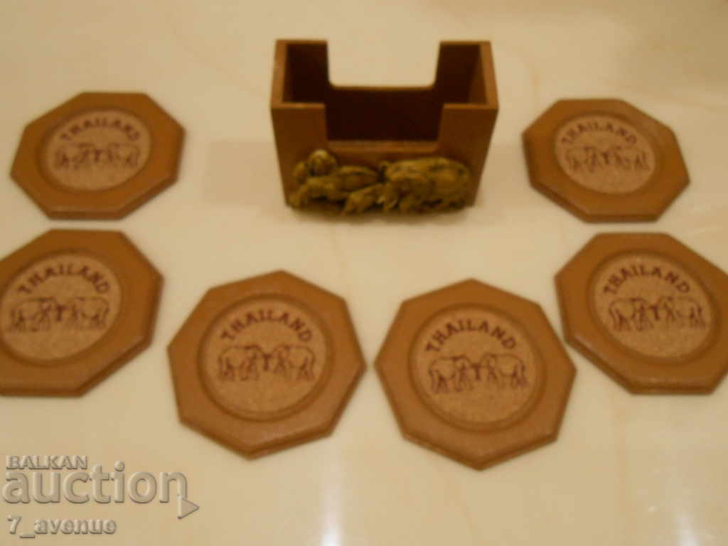 Auction SET Cup holders for hot, cold and cold drinks Thailand Auction SET Cup holders for hot, cold and cold drinks Thailand