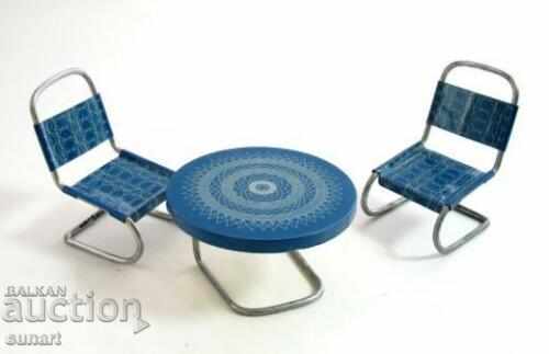 Licitație JOCURI JAPONICE ANTICE PENTRU COPII ÎN DOMENIUL BĂRBATULUI Licitație JOCURI JAPONICE ANTICE PENTRU COPII ÎN DOMENIUL BĂRBATULUI