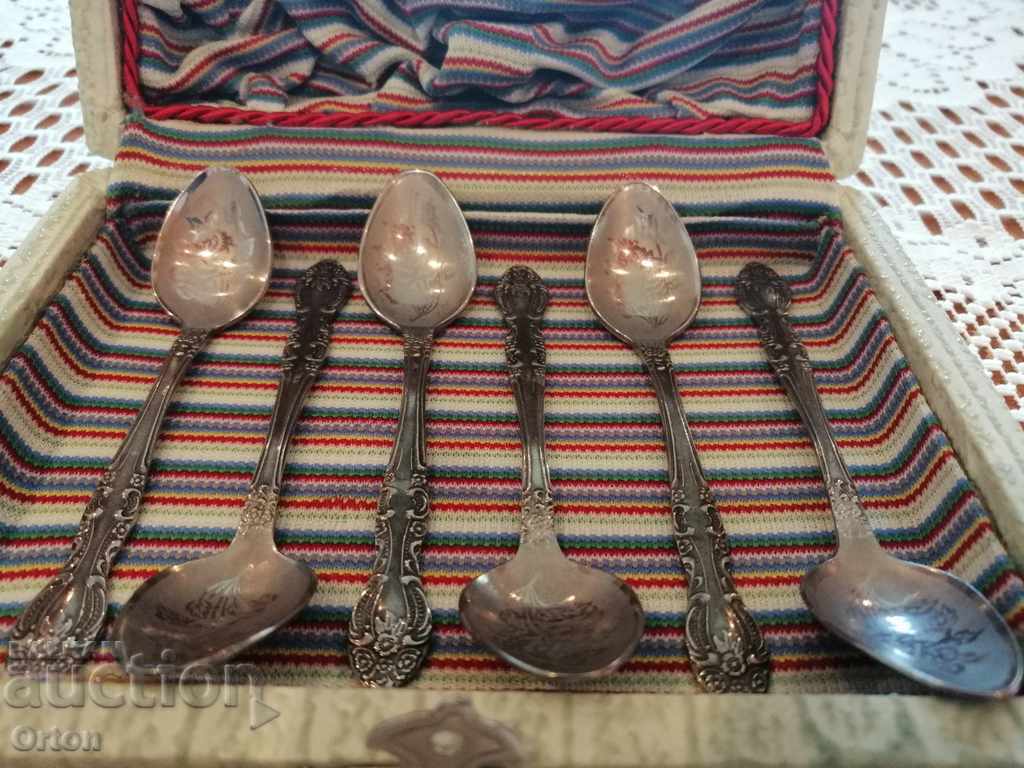 Старинни руски лъжички  / прибори за хранене с цена 119.00 лв. | € 60.84