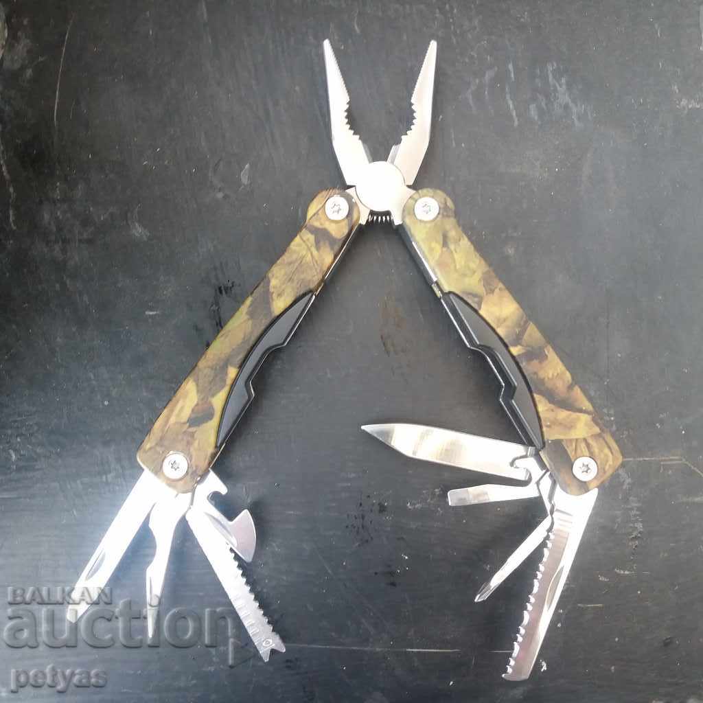 Mascarada Multitool cu preț 12.50 BGN | € 6.39 Mascarada Multitool cu preț 12.50 BGN | € 6.39