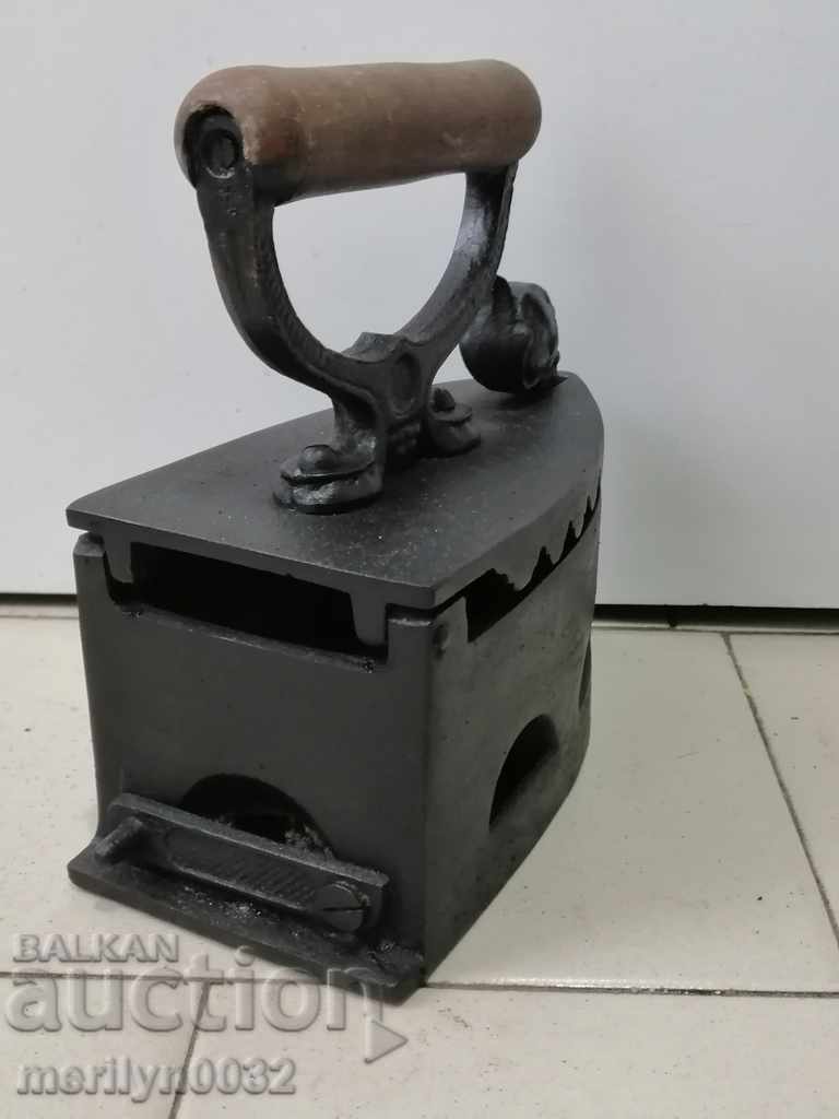 Δημοπρασία Παλιά σιδήρου στην πυρκαγιά